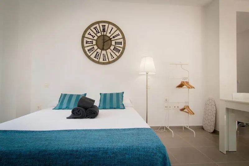 Holidays2Malaga Flamenco Apartments 0*,